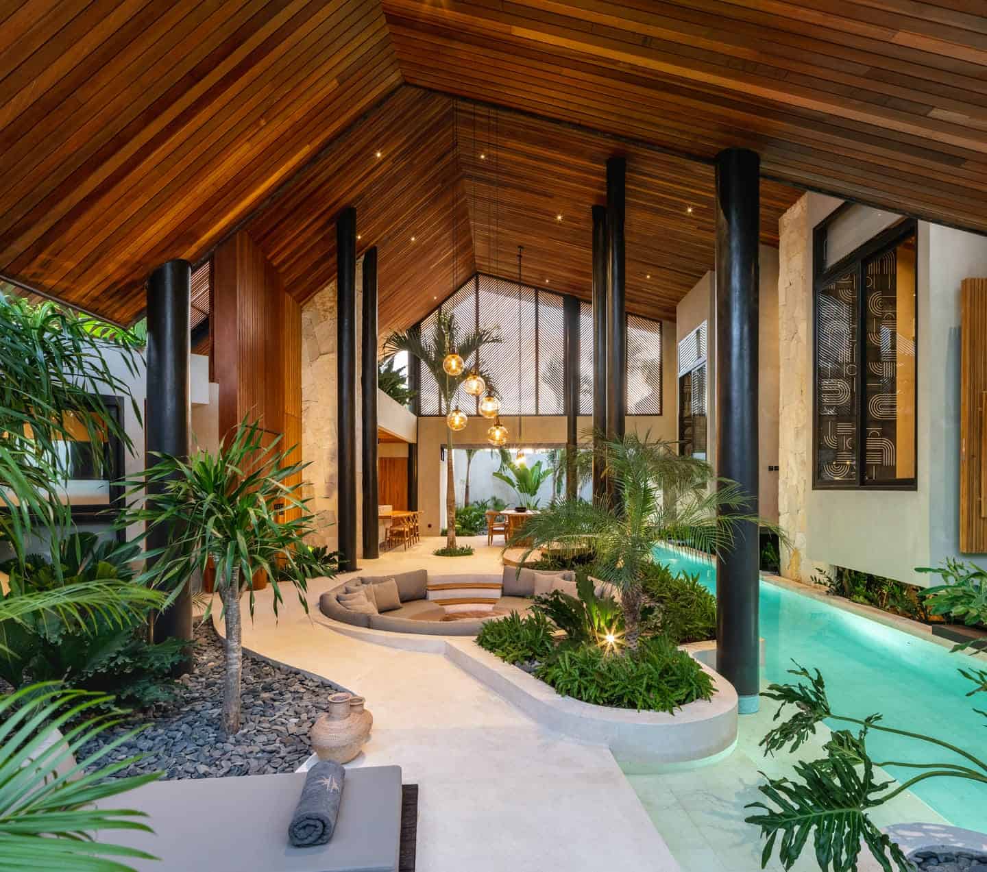 LUXURIOUS 3 BEDROOM VILLA FOR SALE LEASEHOLD IN UMALAS BE-1334 